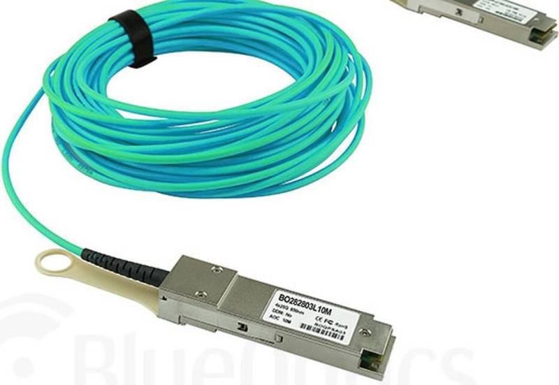 Kompatibles Chelsio AOC-QSFP28-CABLE-25M QSFP28 BlueOptics Aktives Optisches Kabel (AOC), 100GBASE-SR4, Ethernet, Infiniband, 25 Meter (AOC-QSFP28-CABLE-25M-BO) von BlueOptics