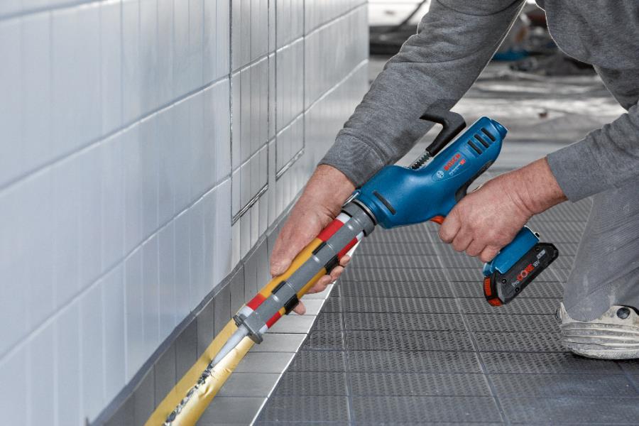 Bosch GCG 18V-310 Professional - Kalkpistole - schnurlos - ohne Batterie - 18 V (06019C4100) von Bosch