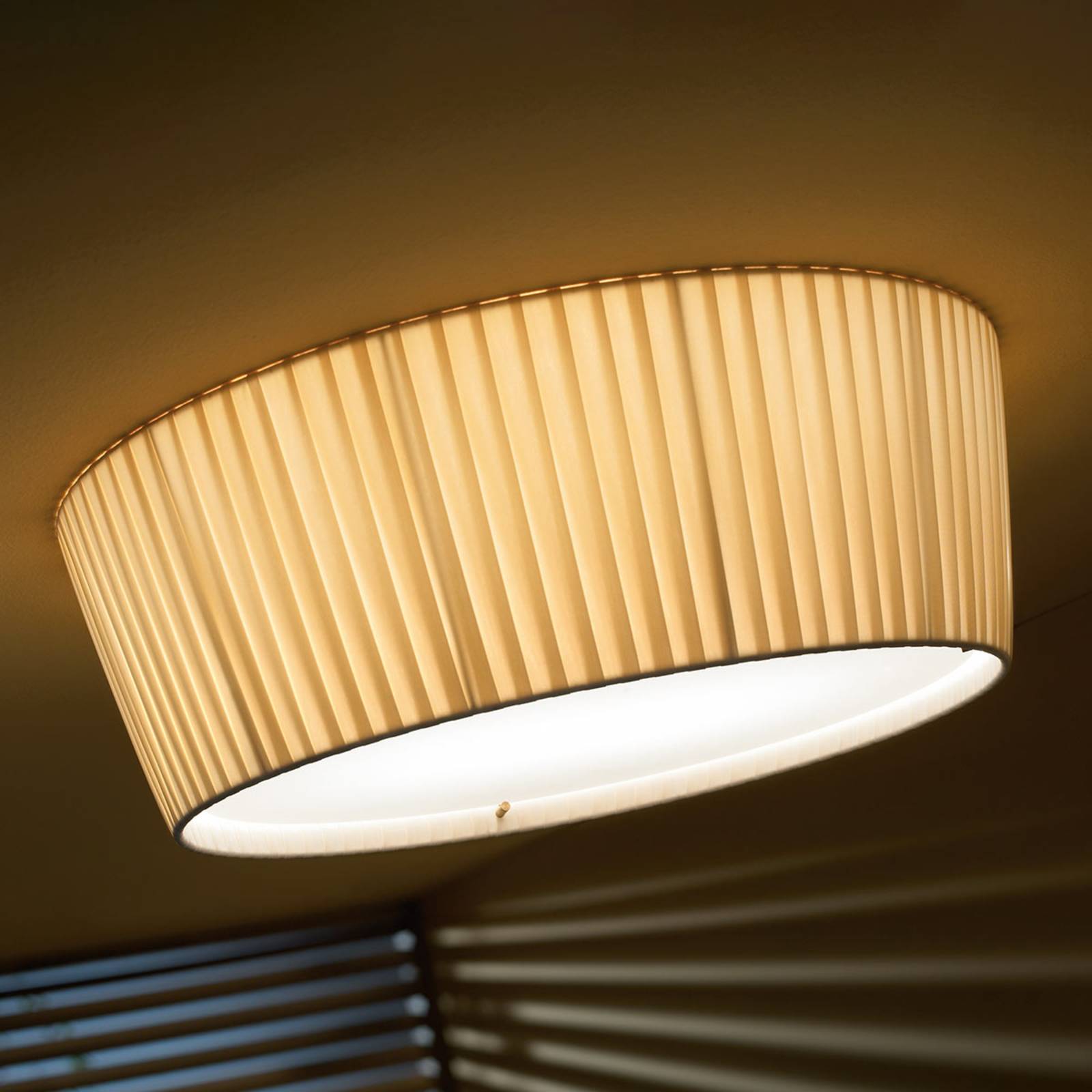 Bover Plafonet 43 - Stoff-Deckenlampe, Band creme Bover Plafonet 43 - Stoff-Deckenlampe, Band creme von Bover