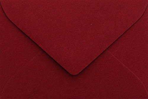 25 Briefumschläge B6 DIN (12,5 x 17,6 cm) Bordeaux, Verschluss-Technik: Feuchtklebend mit Dreieck Lasche (Bordeaux) ! Grammatur: 120 g/m² von Briefumschläge24Plus