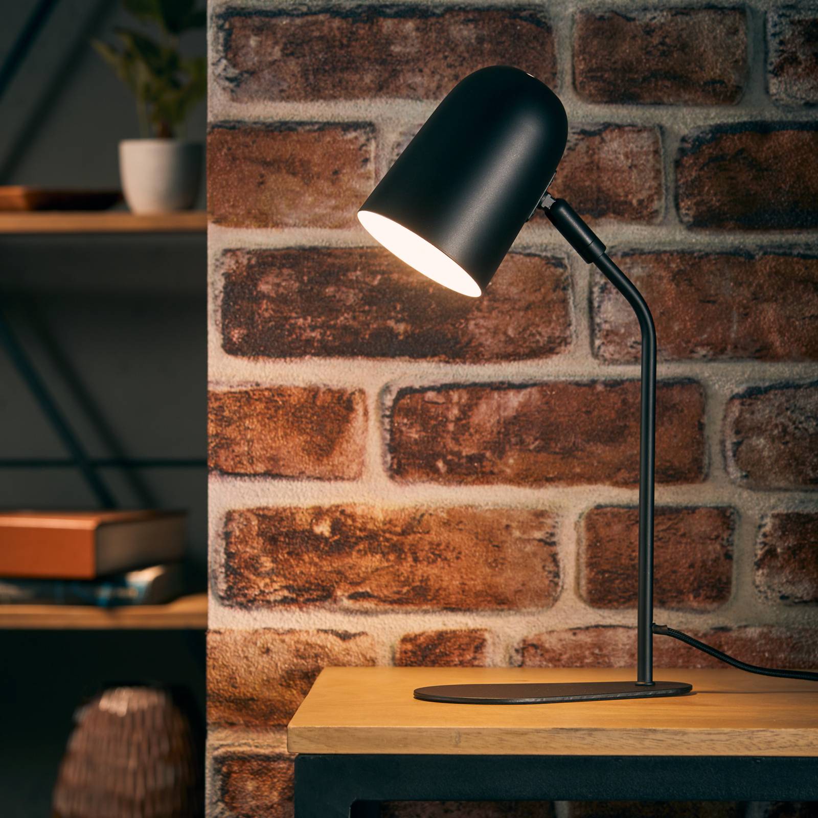 Tischleuchte Tong, schwarz, Höhe 38 cm, Metall von Brilliant