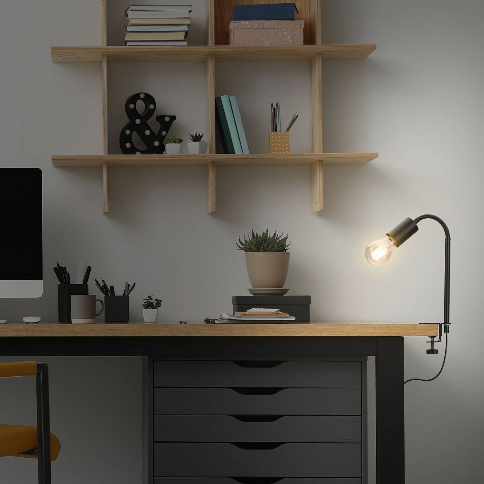 Klemmleuchte Krampo Retro, mit Flexarm, schwarz Klemmleuchte Krampo Retro, mit Flexarm, schwarz von Briloner