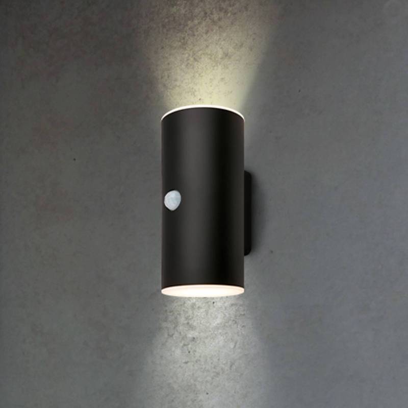 LED-Akku-Außenwandleuchte 3787015, schwarz, Sensor, up/down von Briloner