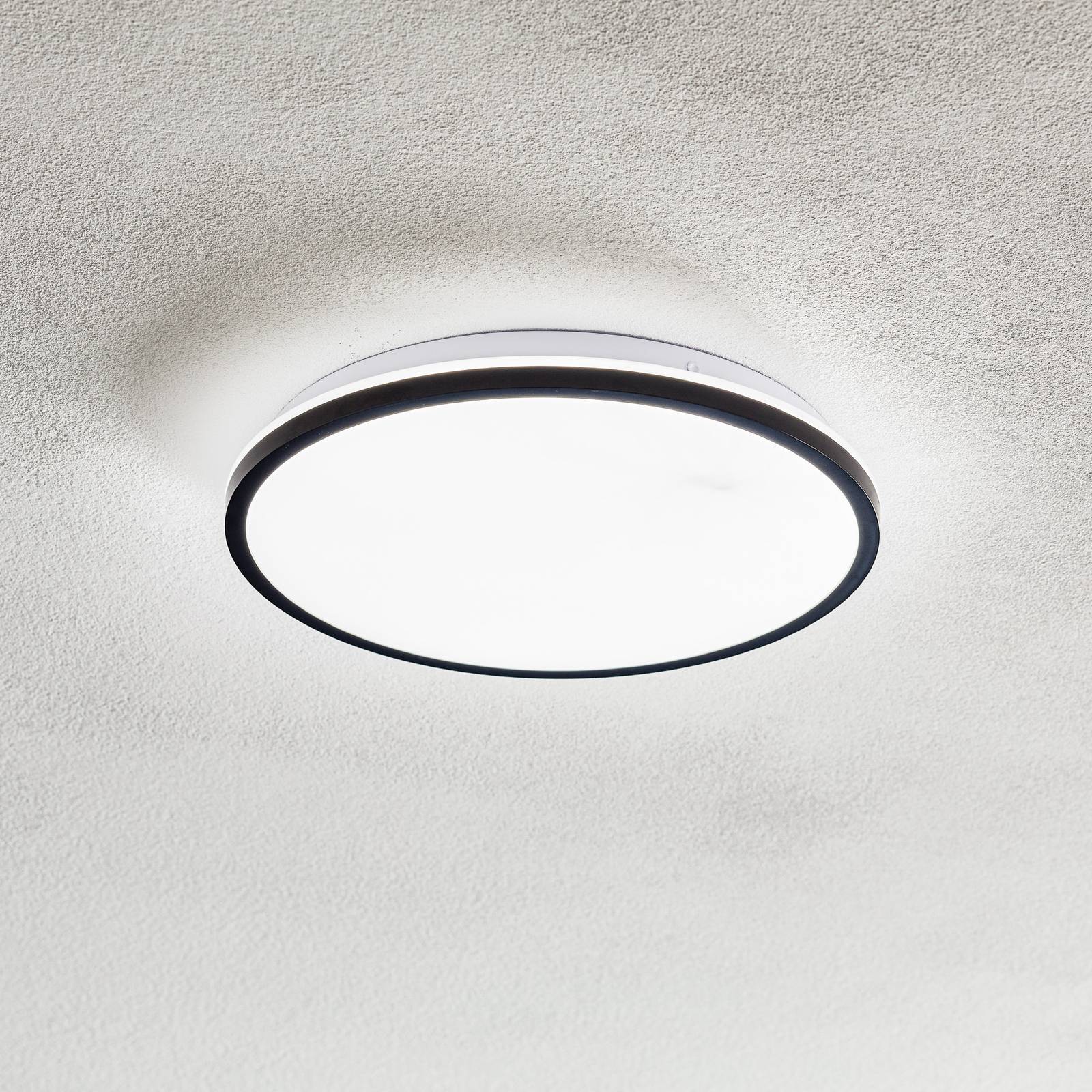 LED-Deckenlampe Lana, Backlighteffekt Ø28 schwarz LED-Deckenlampe Lana, Backlighteffekt Ø28 schwarz von Briloner