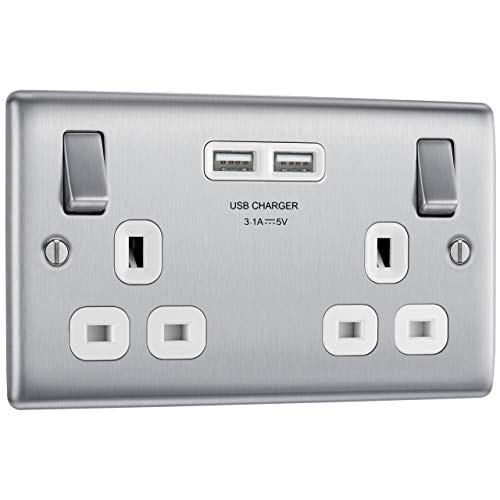 BG Electrical NBS22U3W Nexus Metall, gebürsteter Stahl, doppelt geschaltete 13A-Steckdose mit USB-Aufladung - 2X USB-Buchsen (3.1A) Weißer Einsatz von British General