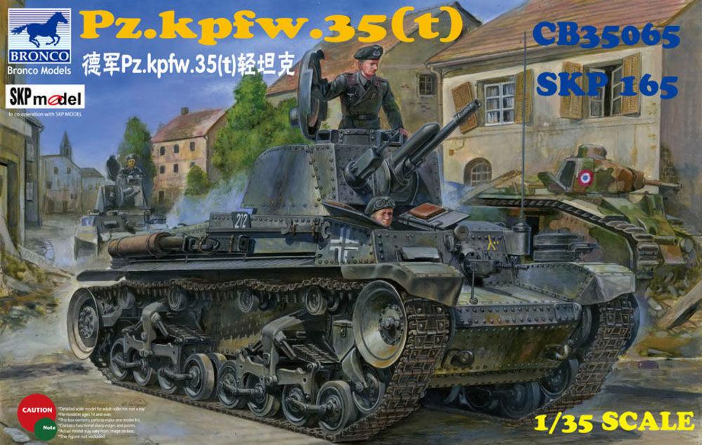 German Pz.Kpfw. 35(t) Light Tank von Bronco Models
