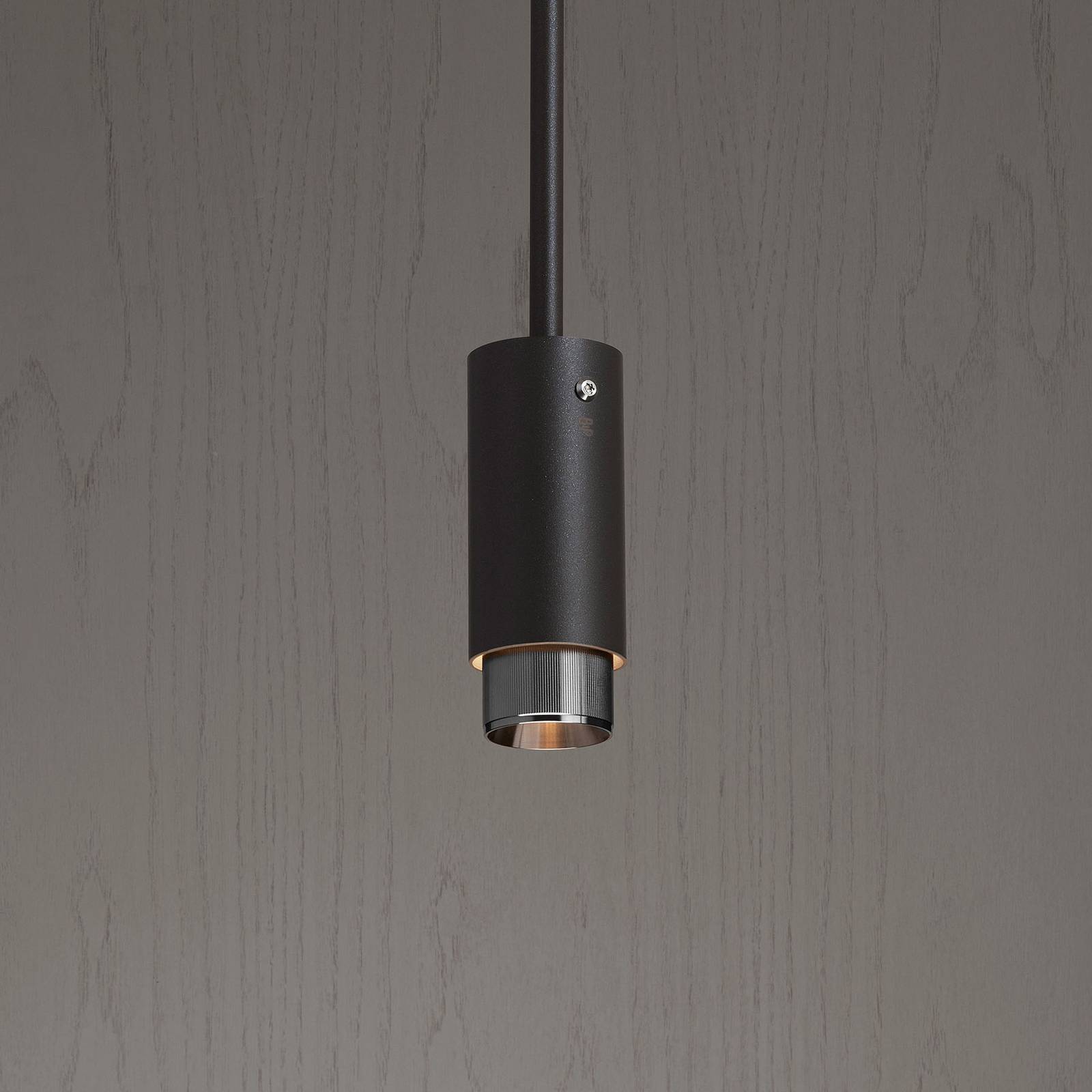 Buster + Punch Exhaust Hängelampe grafit/stahl Buster + Punch Exhaust Hängelampe grafit/stahl von Buster + Punch