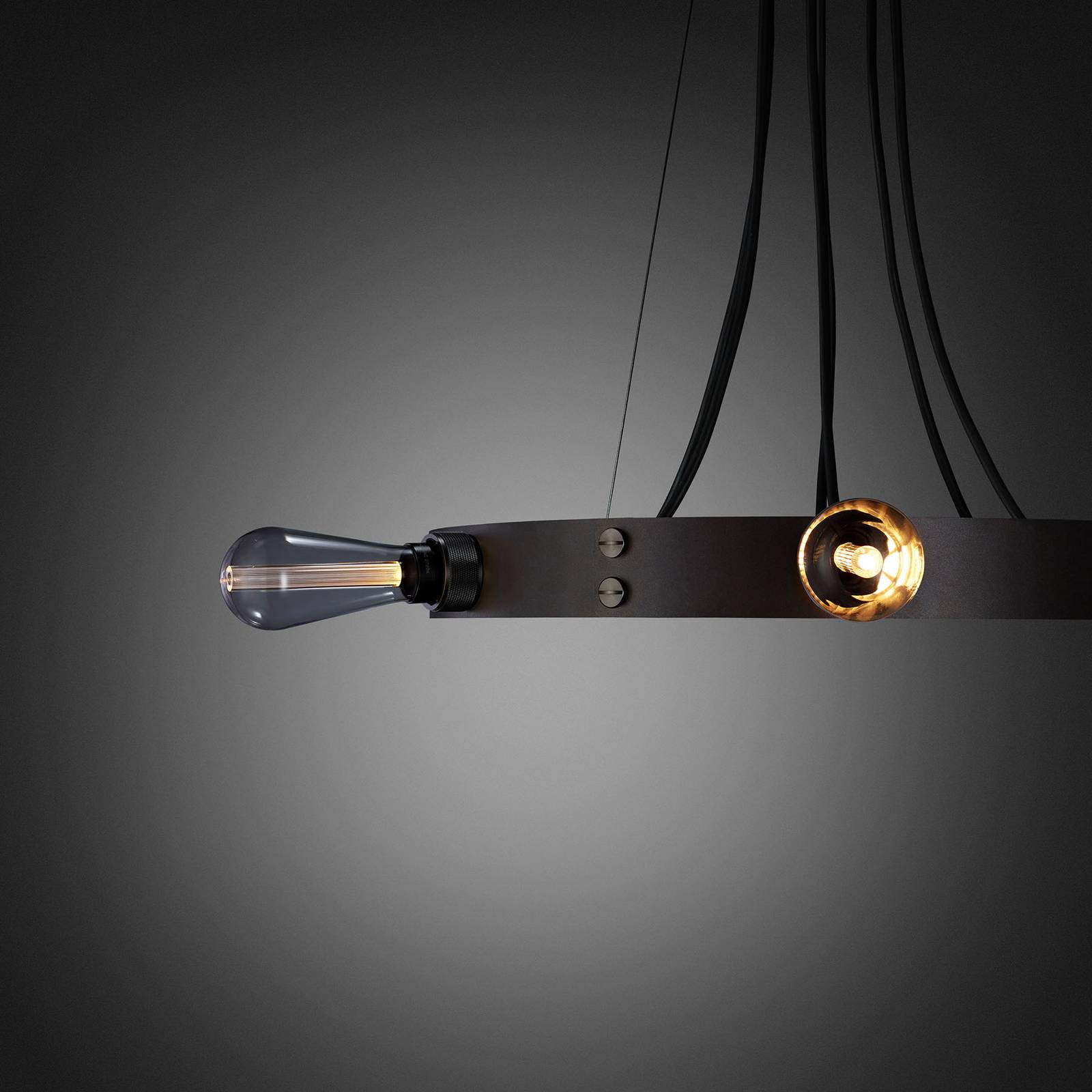 Buster + Punch Hero Light 75 cm grafit/bronze Buster + Punch Hero Light 75 cm grafit/bronze von Buster + Punch