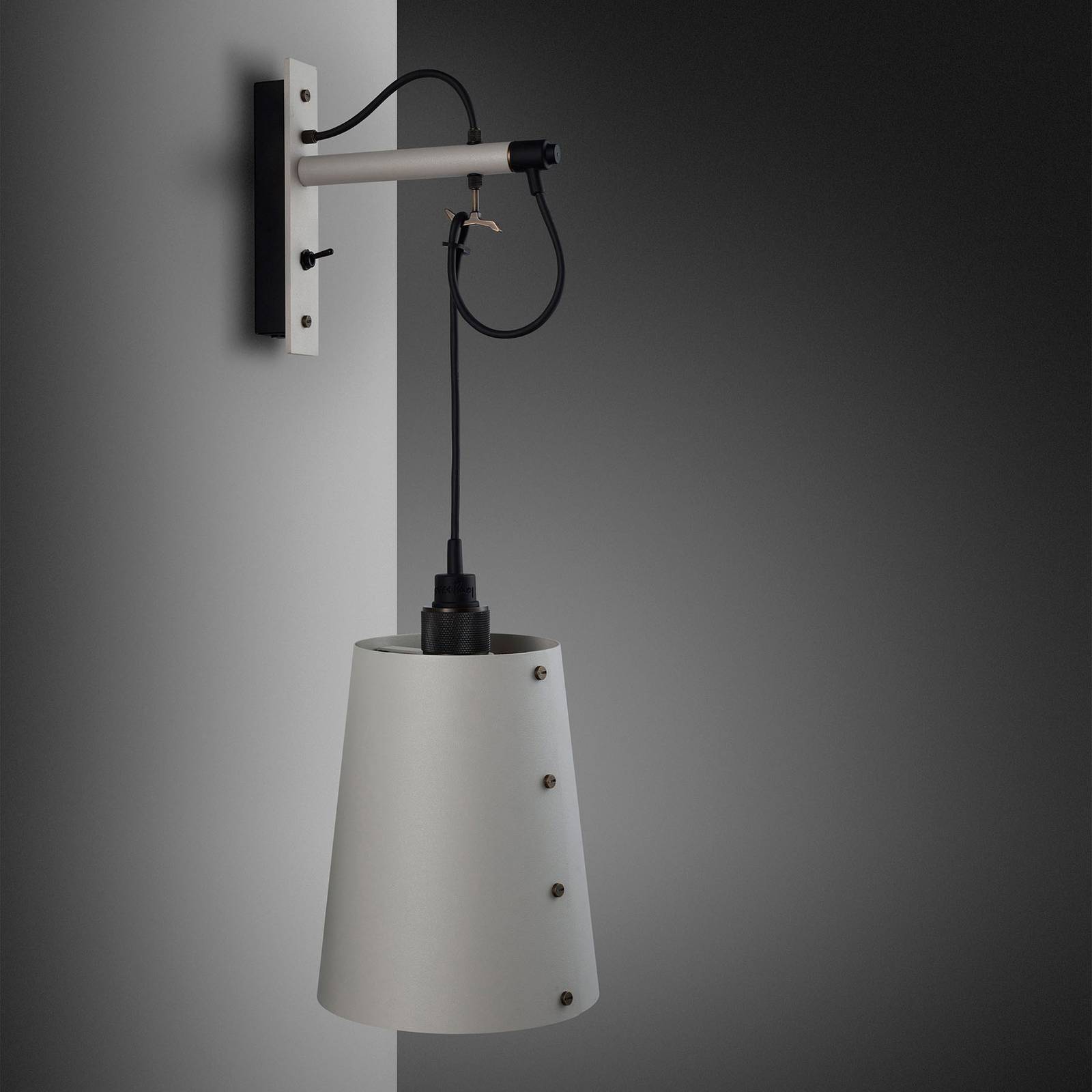 Buster + Punch Hooked Wall large grau/bronze Buster + Punch Hooked Wall large grau/bronze von Buster + Punch