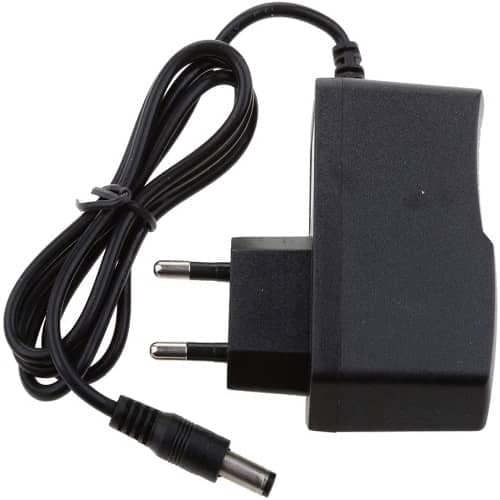 CABLEPELADO - Netzteil 3V 1A - Ladegerät 3v - Anschlussbuchse ist 5,5 mm außen Ø und 2,1 mm Innendurchmesser - Vielfach einsetzbar - Schwarz CABLEPELADO - Netzteil 3V 1A - Ladegerät 3v - Anschlussbuchse ist 5,5 mm außen Ø und 2,1 mm Innendurchmesser - Vielfach einsetzbar - Schwarz von CABLEPELADO
