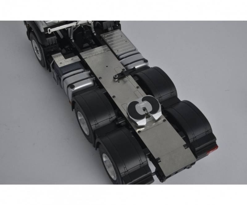 CARSON Carson 1:14 Rahmenabdeckung MB Arocs/Actros 3A RC-Ladegerät von CARSON