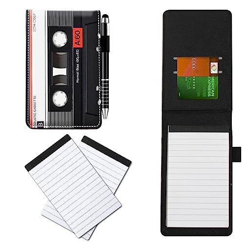 CGFGHHUY Kleine Notizbuchhülle aus PU-Leder, Metall-Kugelschreiber und 2 Stück, 7,6 x 12,7 cm, Notizblöcke, Audio-Kassettenmuster, Notizbücher für Meetings, tägliche Aufzeichnungen, Notizen CGFGHHUY Kleine Notizbuchhülle aus PU-Leder, Metall-Kugelschreiber und 2 Stück, 7,6 x 12,7 cm, Notizblöcke, Audio-Kassettenmuster, Notizbücher für Meetings, tägliche Aufzeichnungen, Notizen von CGFGHHUY