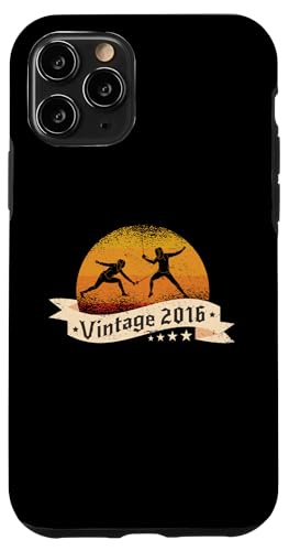 Fechter Jahrgang 2016 Geburtstag Fechtsport Fechten Hülle für iPhone 11 Pro Fechter Jahrgang 2016 Geburtstag Fechtsport Fechten Hülle für iPhone 11 Pro von CLICK-HERE for more Fencing Birthday Shirts