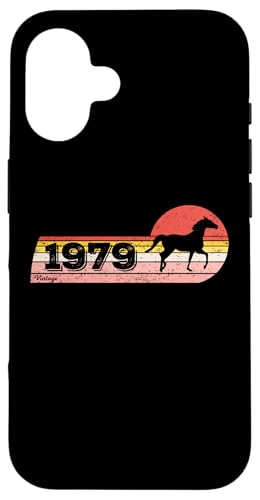 Pferde Reiten Jahrgang 1979 geboren Geburtstag Pferd Reiten Hülle für iPhone 16 Pferde Reiten Jahrgang 1979 geboren Geburtstag Pferd Reiten Hülle für iPhone 16 von CLICK-HERE for more Horses riding Birthday Shirts