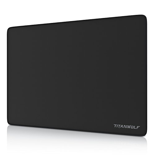 CSL - Speed Gaming Mauspad Titanwolf Schwarz 250 x 350mm - Mousepad - Tischunterlage Large Size - verbessert Präzision und Geschwindigkeit von CSL-Computer