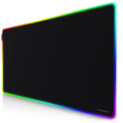 TITANWOLF - XXXL RGB Gaming Mauspad – 1200 x 600 mm Übergröße - Mousepad - LED Multi Color - 7 LED Farben Plus 4 Effektmodi - für Präzision und Geschwindigkeit - Gummierte Unterseite - abwaschbar von CSL-Computer