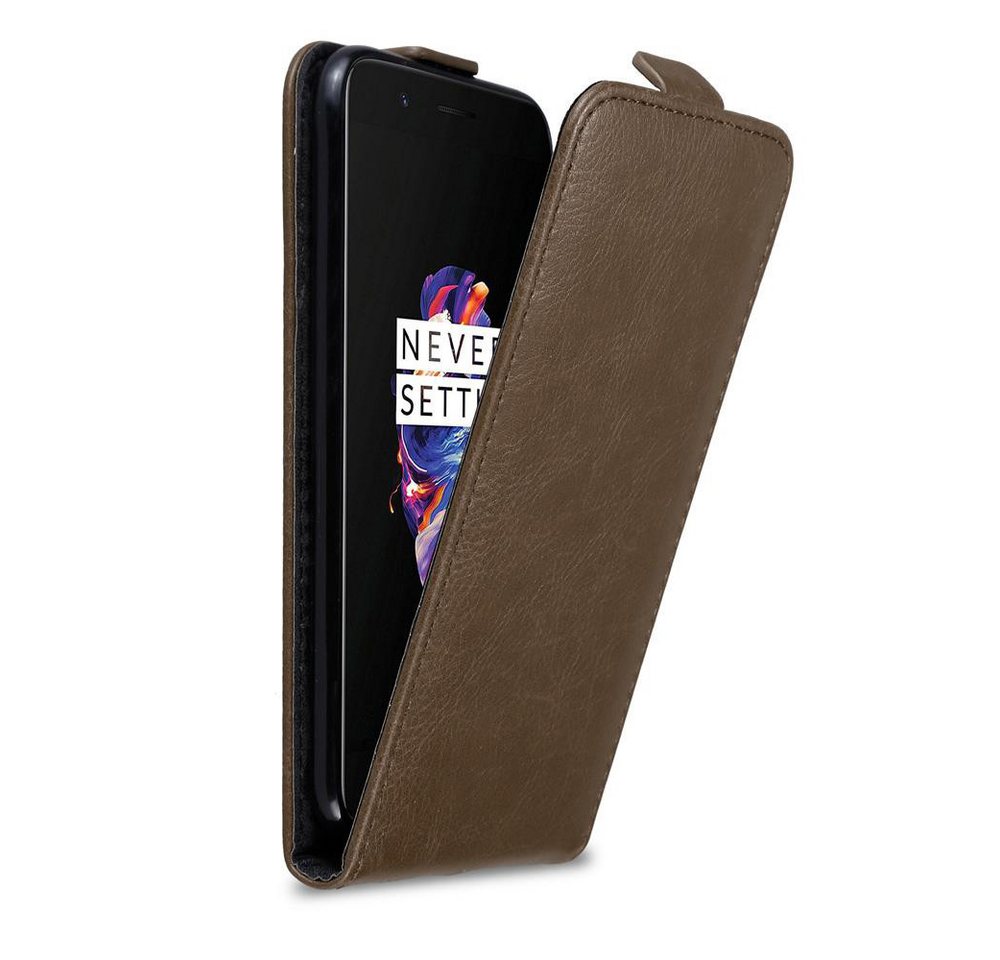 Cadorabo Handyhülle für OnePlus 5 Hülle OnePlus 5, Handy Schutzhülle, Klappbare Hülle, Kunstleder mit Magnetverschluss Cadorabo Handyhülle für OnePlus 5 Hülle OnePlus 5, Handy Schutzhülle, Klappbare Hülle, Kunstleder mit Magnetverschluss von Cadorabo
