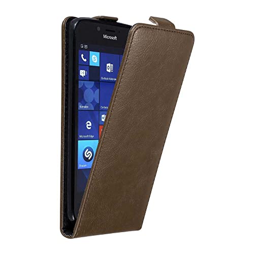Cadorabo Hülle kompatibel mit Nokia Lumia 950 Flip Design aus Premium Kunst Leder Flip Klappbare Stoßfeste Magnetische Cover Hülle für Nokia Lumia 950 Tasche in Braun Cadorabo Hülle kompatibel mit Nokia Lumia 950 Flip Design aus Premium Kunst Leder Flip Klappbare Stoßfeste Magnetische Cover Hülle für Nokia Lumia 950 Tasche in Braun von Cadorabo