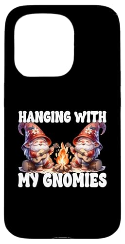 Scout Camping Gnomes Hanging With My Gnomies At The Campfire Hülle für iPhone 15 Pro Scout Camping Gnomes Hanging With My Gnomies At The Campfire Hülle für iPhone 15 Pro von Camper Accessories Camping Gifts For Gnome Lovers