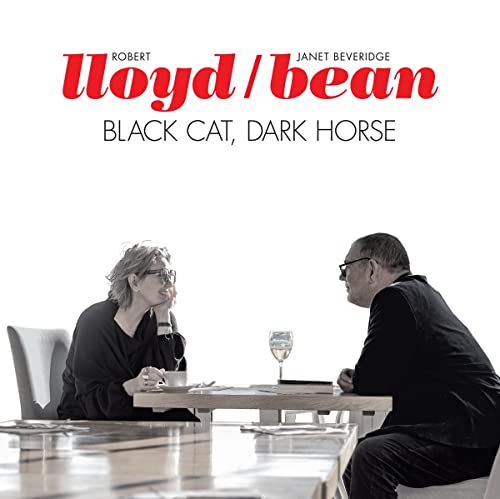 Black Cat, Dark Horse von Cargo UK