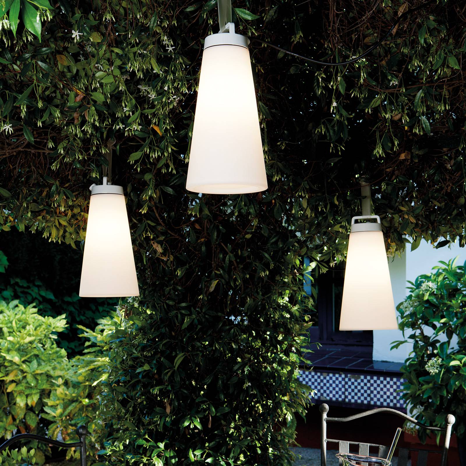LED-Außendekoleuchte Sasha, Akku, Höhe 41cm weiß LED-Außendekoleuchte Sasha, Akku, Höhe 41cm weiß von Carpyen