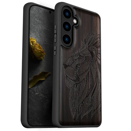 Carveit Natürlich Holz Handyhülle für Samsung S24 Plus hulle [Einzigartiges Design Cover] Stoßstange Case Kompatibel mit Galaxy S24 Plus Hülle（Dunklesholz-Hand gezeichnet von Löwe） von Carveit