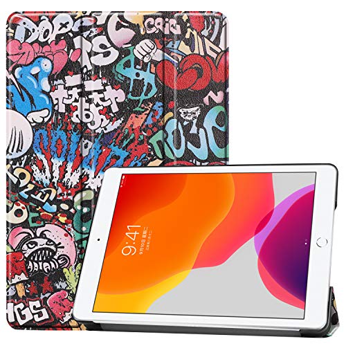 Case2go - Hülle kompatibel mit Apple iPad 10.2 (2021/2020/2019) - Mit AutoWake-Funktion - Kunstleder Tablet Case Schutzhülle - Graffiti von Case2go