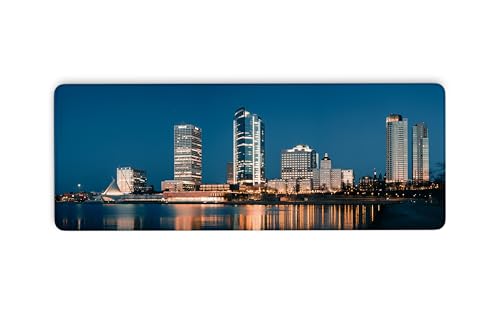 Milwaukee Skyline, großes erweitertes Computer-Mauspad, Mauspad mit rutschfester Unterseite und genähtem Rand, Tastatur-Pad, Computer-Mauspad für Gamer, Büro und Zuhause, 80 x 30 cm, 3 mm dick Milwaukee Skyline, großes erweitertes Computer-Mauspad, Mauspad mit rutschfester Unterseite und genähtem Rand, Tastatur-Pad, Computer-Mauspad für Gamer, Büro und Zuhause, 80 x 30 cm, 3 mm dick von Cawpom