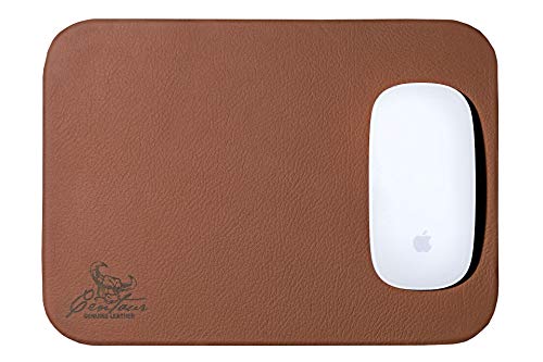 Centaur - Hochwertiges Leder Mousepad 25x18 cm Cognac - Vintage Mauspad aus echtem Leder - Unterlage für Computermaus - Leather Pad - Handarbeit Made in Germany Centaur - Hochwertiges Leder Mousepad 25x18 cm Cognac - Vintage Mauspad aus echtem Leder - Unterlage für Computermaus - Leather Pad - Handarbeit Made in Germany von Centaur