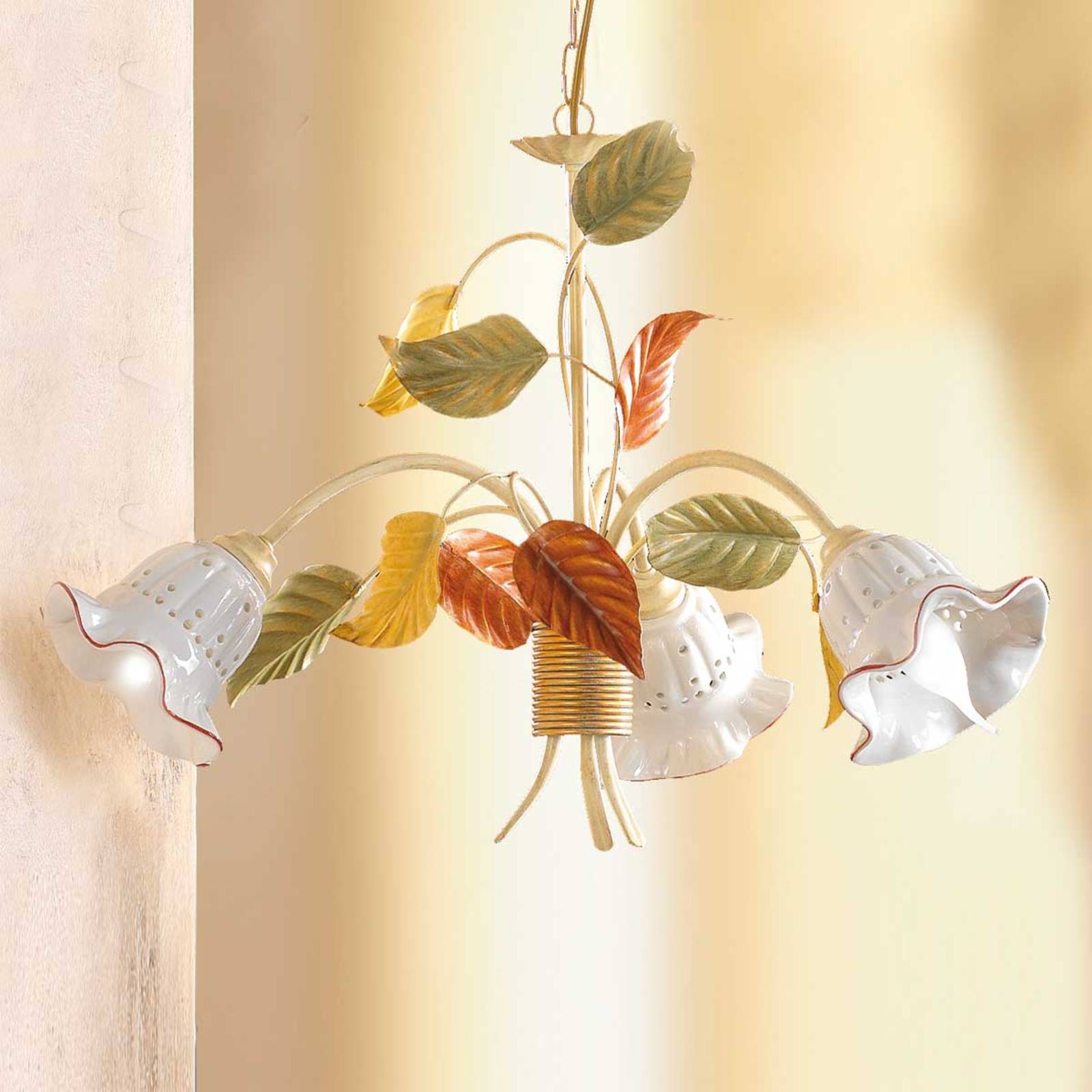 Hängeleuchte Flora im Florentinerstil, dreiflammig Hängeleuchte Flora im Florentinerstil, dreiflammig von Ceramiche