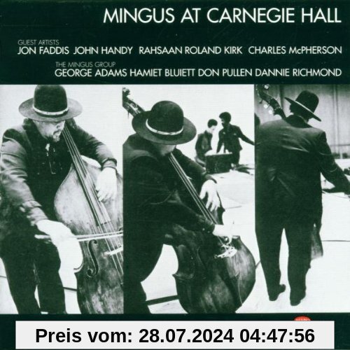 At Carnegie Hall von Charles Mingus