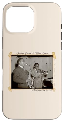 Charlie Parker und Miles Davis bei den Three Deuces Foto Hülle für iPhone 16 Pro Max von Charlie Parker