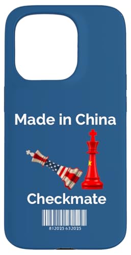 Hergestellt in China Schachmatt Sarkastischer politischer Strategiehumor Hülle für iPhone 15 Pro Hergestellt in China Schachmatt Sarkastischer politischer Strategiehumor Hülle für iPhone 15 Pro von Checkmate China Sarcastic Global Political Humor