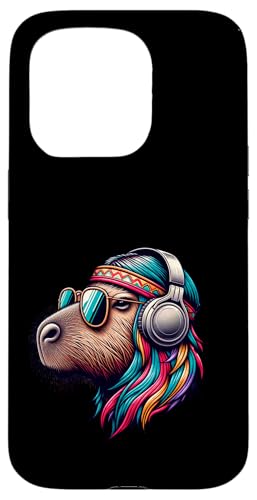 Groovy Capybara Vibes – Retro-Kopfhörer & Shades Art Hülle für iPhone 15 Pro von Chill Critter Collective