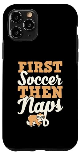 Erst Fußball und dann Nickerchen Lustiges süßes schlafendes Faultier Hülle für iPhone 11 Pro Erst Fußball und dann Nickerchen Lustiges süßes schlafendes Faultier Hülle für iPhone 11 Pro von Classic Style Soccer Merch With a Retro Aesthetic
