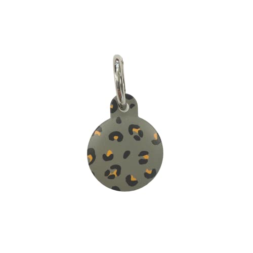 Coconut Lane - Khaki Leopard AirTag Hülle - Metall-Schlüsselanhänger von Coconut Lane