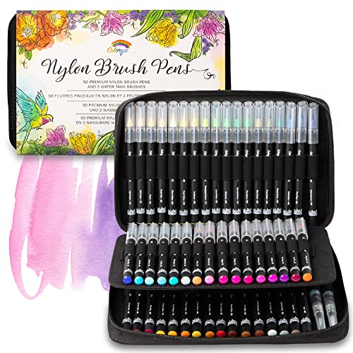 Brush Pen Set - 50er Pinselstifte Set von Colorya mit Nylonspitze + 2 Wassertankpinsel und Tragetasche, Perfekt für Malbücher für Erwachsene, als Handlettering Stifte für Kalligraphie, Manga Stifte von Colorya