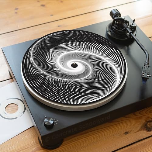 Trippy Optische Illusion Slipmat für Plattenspieler | Weich Hochwertiger Filz Turntable Matte | Psychedelisch Schwarz & Weiß Plattentellerauflage | Produziert in Berlin von Concrete Schoolyard von Concrete Schoolyard