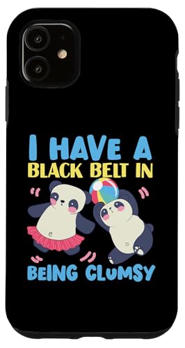 Panda: Ich habe einen schwarzen Gürtel, weil ich ungeschickt bin Hülle für iPhone 11 von Cute Asian Panda Bear Designs For Kids