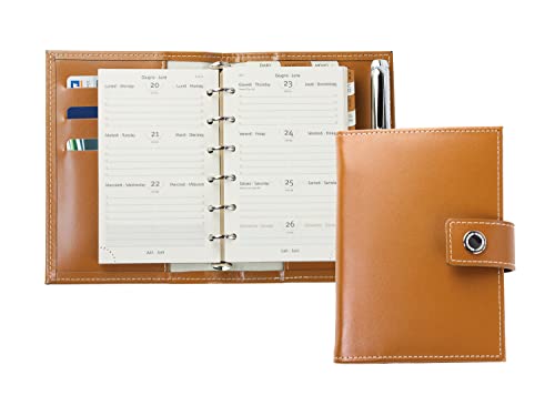 DELMON VARONE - Mini Pocket A6 Kalender 2024 Cambridge Top Grain Leder braun - Terminkalender Ringbuch & A-Z Telefonregister - Organizer Terminplaner mit Wochenansicht (1 Woche auf 2 Seiten) von DELMON VARONE - FINE LEATHERGOODS MADE IN GERMANY