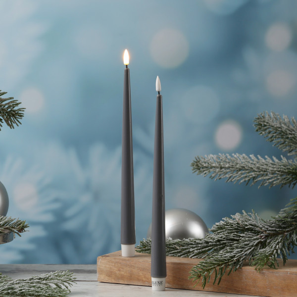 LED Stabkerzen ELLA - Echtwachs - realistische 3D Flamme - H: 28cm ... von DELUXE Homeart