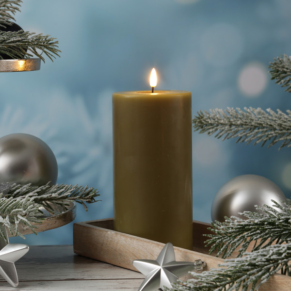 LED Stumpenkerze MIA - Echtwachs - realistische 3D Flamme - H: 20cm... von DELUXE Homeart