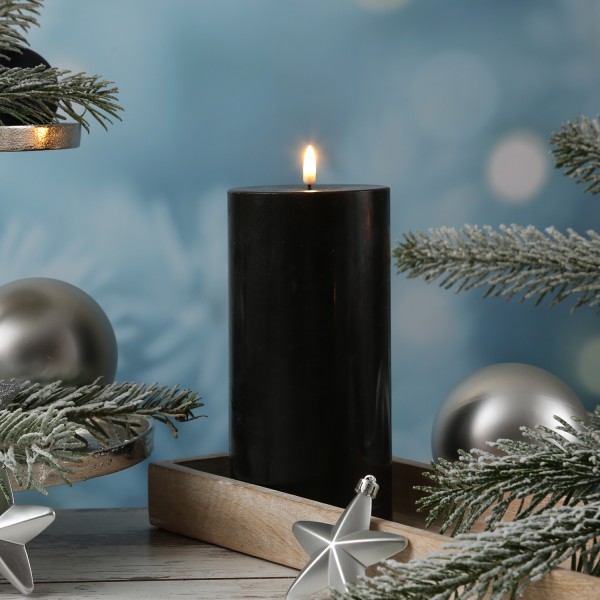 LED Stumpenkerze MIA - Echtwachs - realistische 3D Flamme - H: 20cm... von DELUXE Homeart