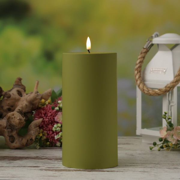 LED Stumpenkerze MIA - Kunststoff - 3D Flamme - H: 20cm - D: 10cm -... von DELUXE Homeart
