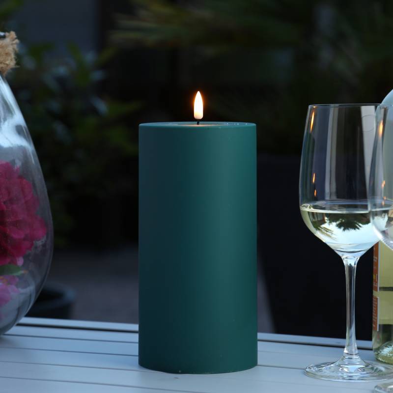 LED Stumpenkerze MIA - Kunststoff - realistische 3D Flamme - H: 20c... von DELUXE Homeart