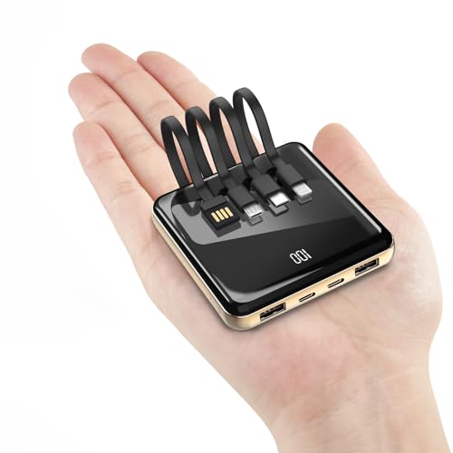 Powerbank mit Kabel, 10000mAh Externer Akku Mini Kompakte mit Tragbares Schnellladegerät LED Display, 5 Ausgänge und 3 Eingangswege, kompatibel mit iPhone 12 13 14 Pro Samsung iPad Huawei etc (Black) von DETENG