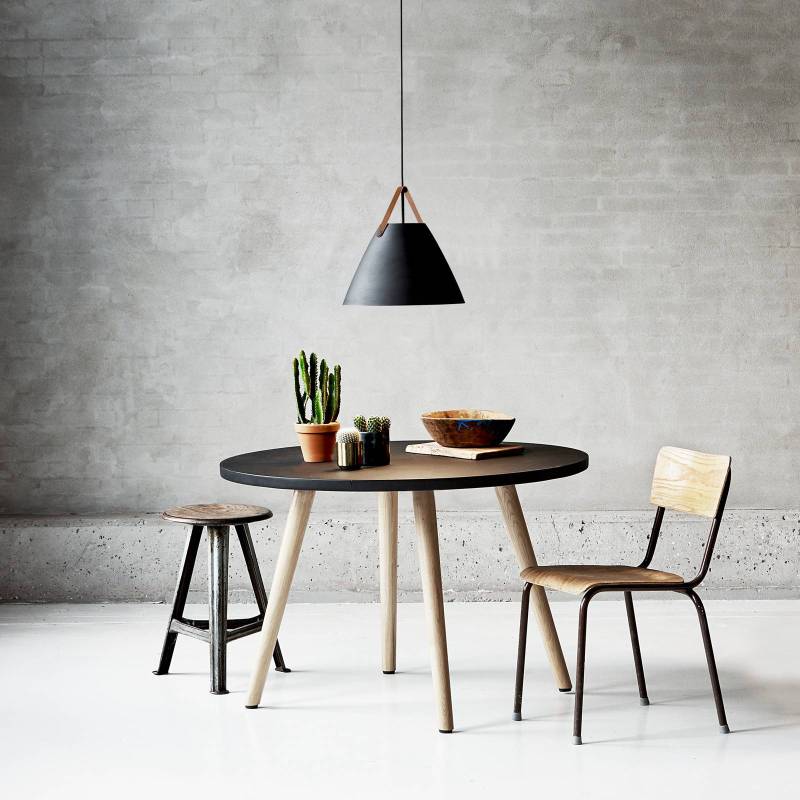 Hängeleuchte Strap mit Metallschirm Ø 48cm schwarz von DFTP by Nordlux