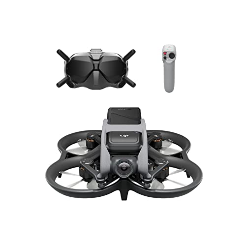 DJI Avata Fly Smart Combo (DJI FPV Goggles V2) - FPV-Drohne Quadrokopter mit stabilisiertem 4K Video, superweitem 155° Sichtfeld, integriertem Propellerschutz von DJI