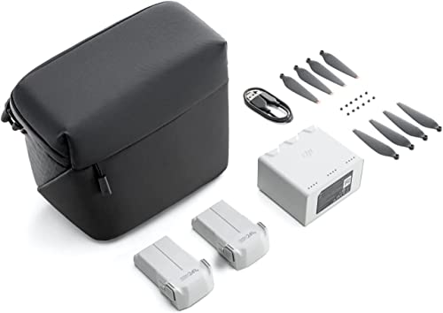 Original DJI Mini 3, 3 Pro Fly More Kit (enthält zwei 2453 mAh intelligente Flugbatterien, Zwei-Wege-Ladehub, Schultertasche, Propeller, 2 Paar) von DJI