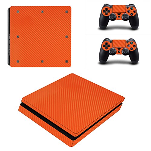 DOTBUY PS4 Slim Skin Aufkleber Sticker Design Folie schützende Haut Schale für Sony Playstation 4 Slim Konsole und 2 Dualshock Controller (Carbon Fiber Orange) von DOTBUY